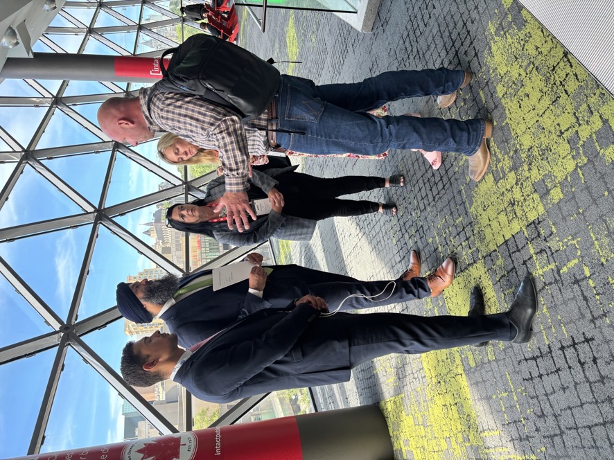Councillor Brad Adams, Mayor Shelley Ann Bentley and MPP Bobbi Ann Brady meet with the Minister of Transportation